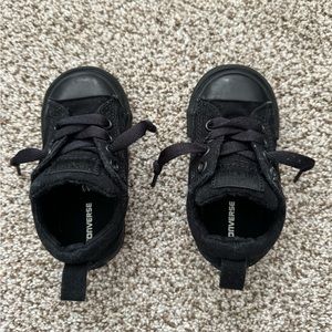 Converse Chuck Taylors All Black size 6
